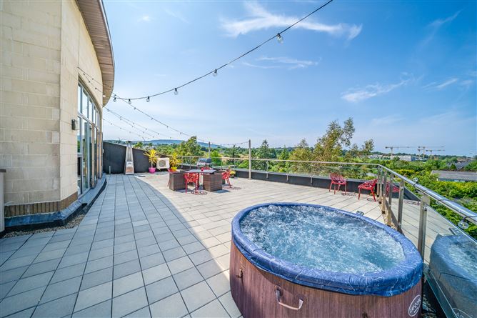 82 The Ramparts, Cabinteely, Dublin 18