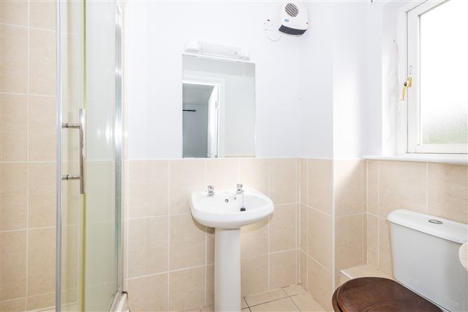 Apt 16 Watermill Place, Market Square, Monasterevin, County Kildare, W34 XC52, Ireland, Monasterevin, Kildare