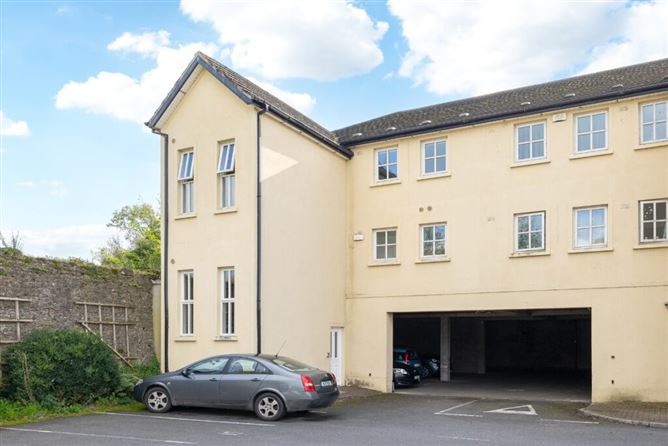 Apt 16 Watermill Place, Market Square, Monasterevin, County Kildare, W34 XC52, Ireland, Monasterevin, Kildare