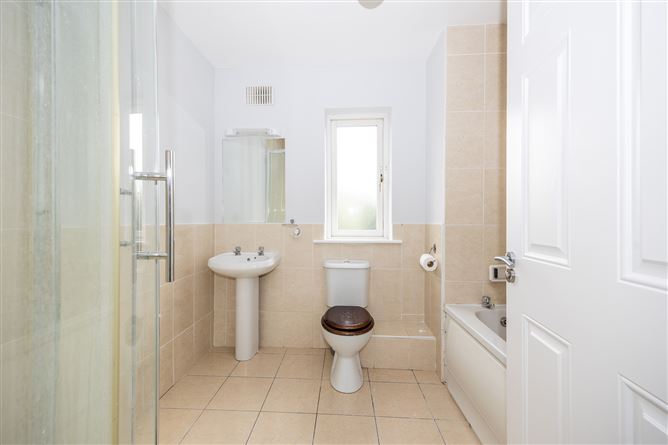 Apt 16 Watermill Place, Market Square, Monasterevin, County Kildare, W34 XC52, Ireland, Monasterevin, Kildare