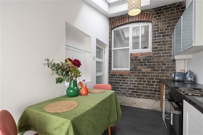 11 Dodder Terrace, Irishtown, Dublin 4