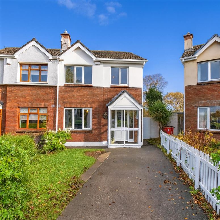 27 Foxborough Walk , Lucan, Dublin
