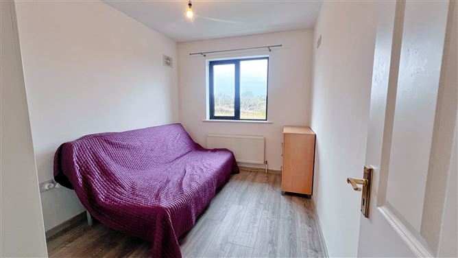 37 Beechlawn Heights, Ballinasloe, Galway