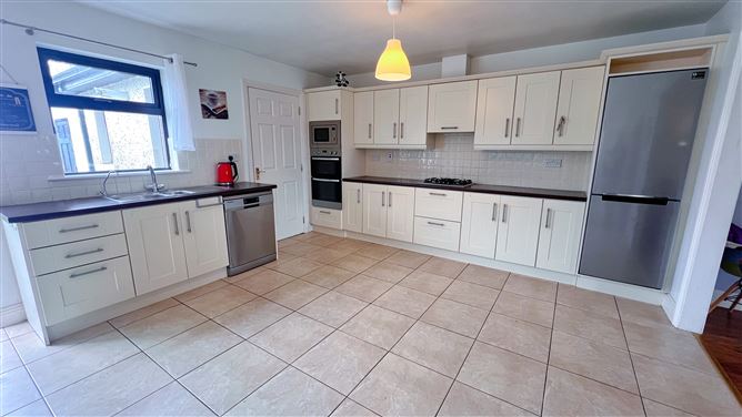 37 Beechlawn Heights, Ballinasloe, Galway