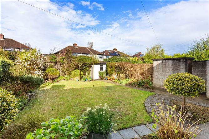 71 Slieve Rua Drive, Kilmacud, Co. Dublin