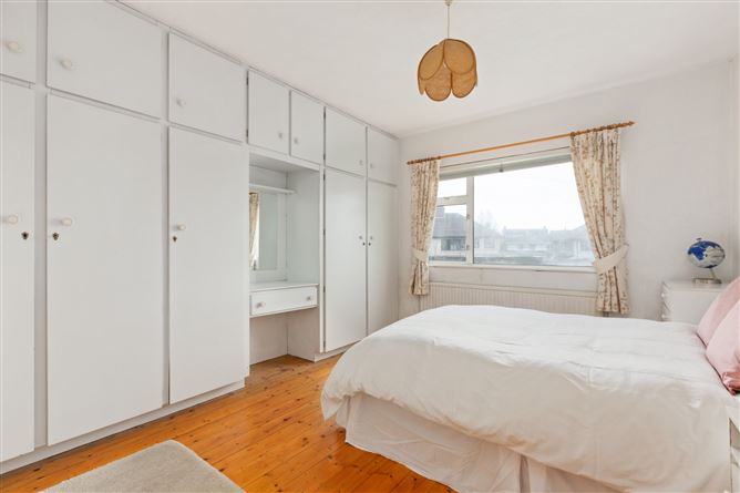 71 Slieve Rua Drive, Kilmacud, Co. Dublin