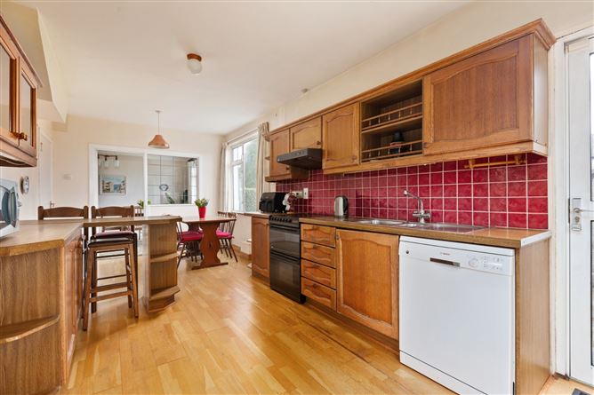 71 Slieve Rua Drive, Kilmacud, Co. Dublin