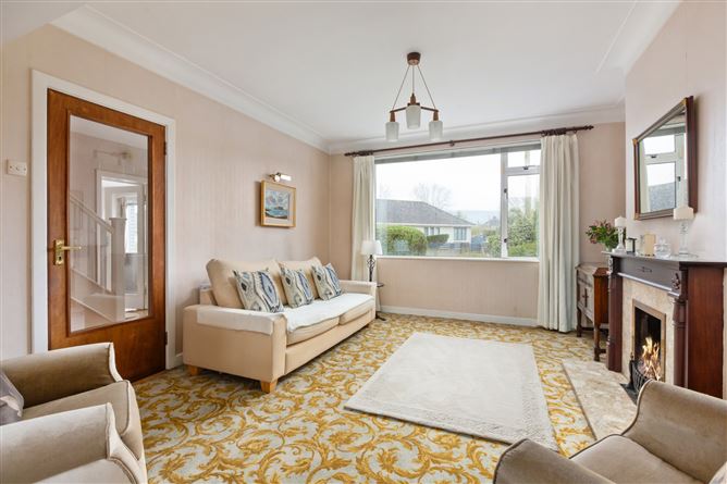 71 Slieve Rua Drive, Kilmacud, Co. Dublin