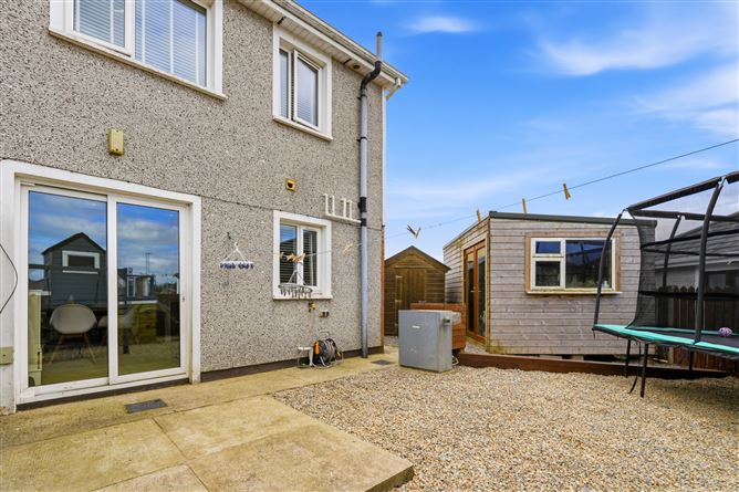 Photo 31 of 46 — 2 Riverchapel Square, Riverchapel, Co. Wexford
