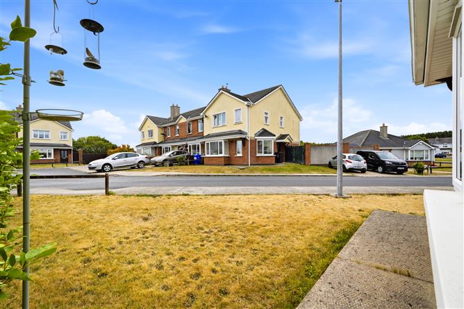 Photo 33 of 46 — 2 Riverchapel Square, Riverchapel, Co. Wexford