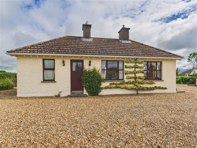 Photo 3 of 30 — Southfield, Ballintubbert, County Laois