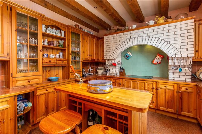 Carrigrhu House, Cuskinny, Cobh, Co. Cork