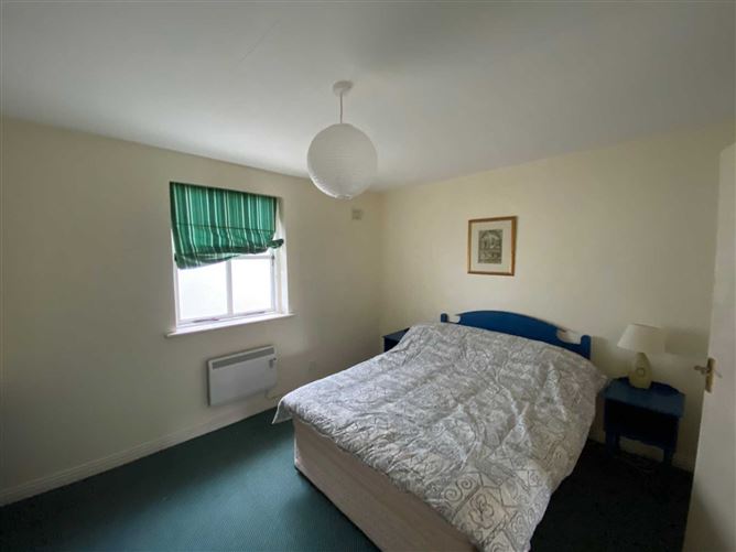 106 Clifden Glen, Clifden, County Galway