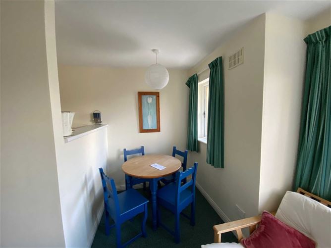 106 Clifden Glen, Clifden, County Galway
