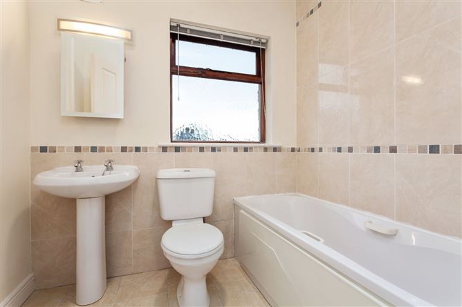1 Stonepark Abbey, Rathfarnham, Dublin 14