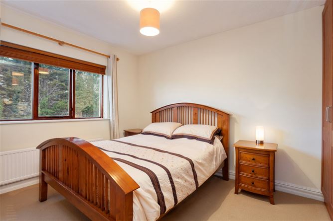 1 Stonepark Abbey, Rathfarnham, Dublin 14