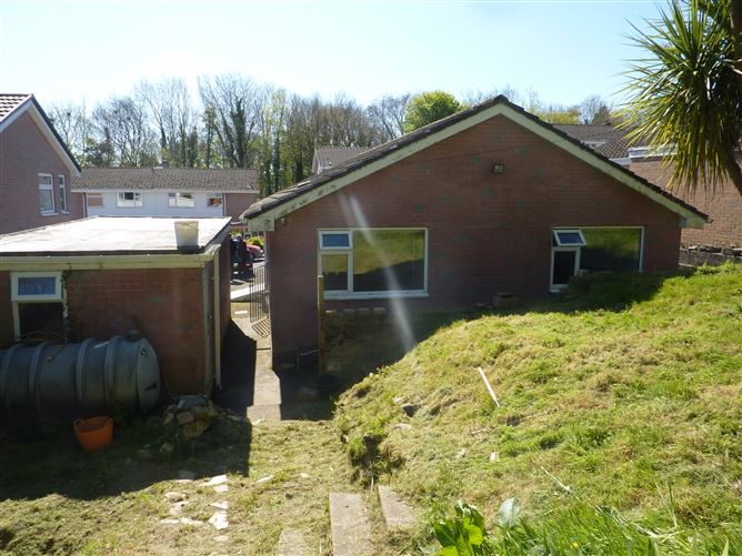 9 Pinewoods, Newport Road, Westport, Co. Mayo