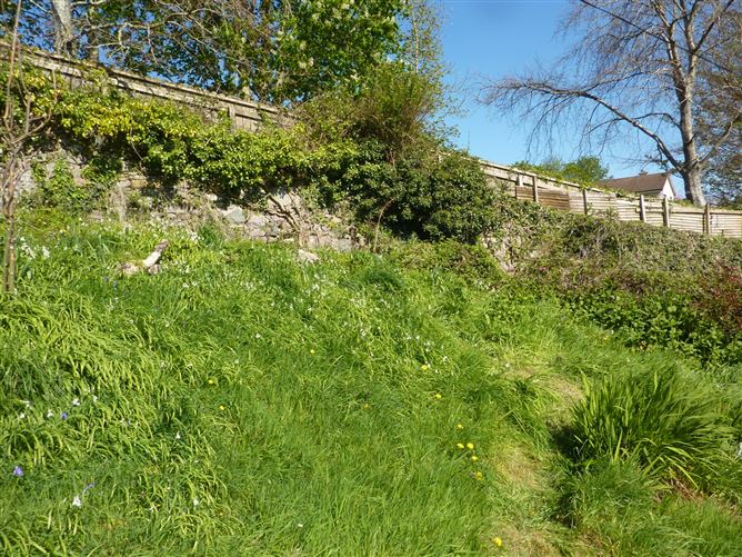 9 Pinewoods, Newport Road, Westport, Co. Mayo