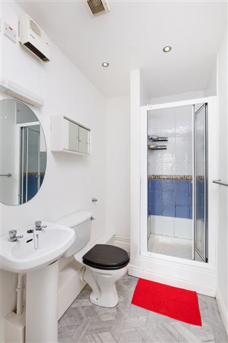 15 Botanic Square, Glasnevin, Dublin 9