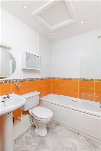 15 Botanic Square, Glasnevin, Dublin 9