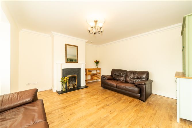 10 Cloughanvary, John Street, Ardee, Co. Louth