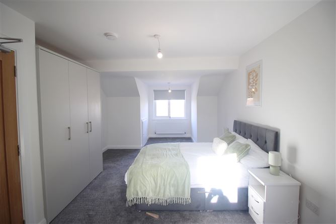 2 Catalpa Terrace, Newbridge Road, Naas, Co. Kildare