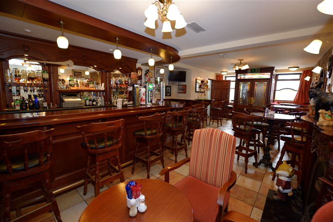 Fox's Bar & Restaurant, Main Street, Bailieborough, Cavan
