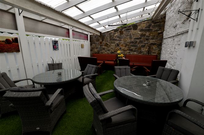 Fox's Bar & Restaurant, Main Street, Bailieborough, Cavan