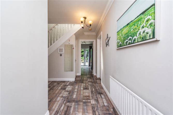 5 The Crescent, Graydon Manor, Robertstown, Co. Kildare