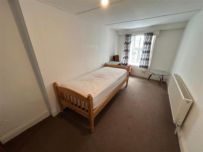 4 Lower Bridge Street, Callan, Kilkenny