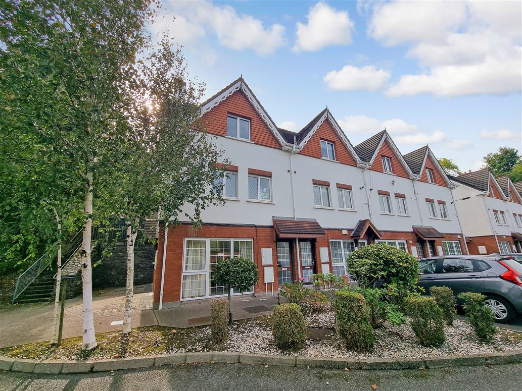 No 2 Maryborough Green, Douglas, Co. Cork