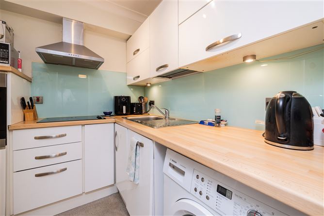 APT. 10 ELTON COURT, Fairview, Dublin 3