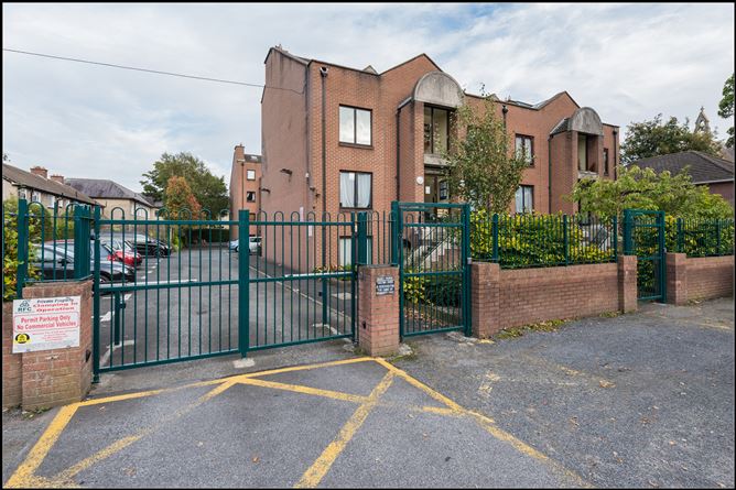 APT. 10 ELTON COURT, Fairview, Dublin 3