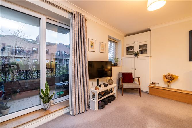 APT. 10 ELTON COURT, Fairview, Dublin 3