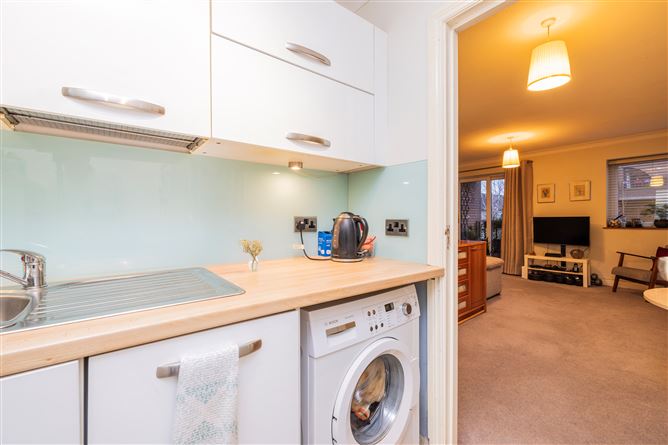 APT. 10 ELTON COURT, Fairview, Dublin 3