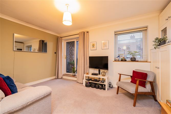 APT. 10 ELTON COURT, Fairview, Dublin 3