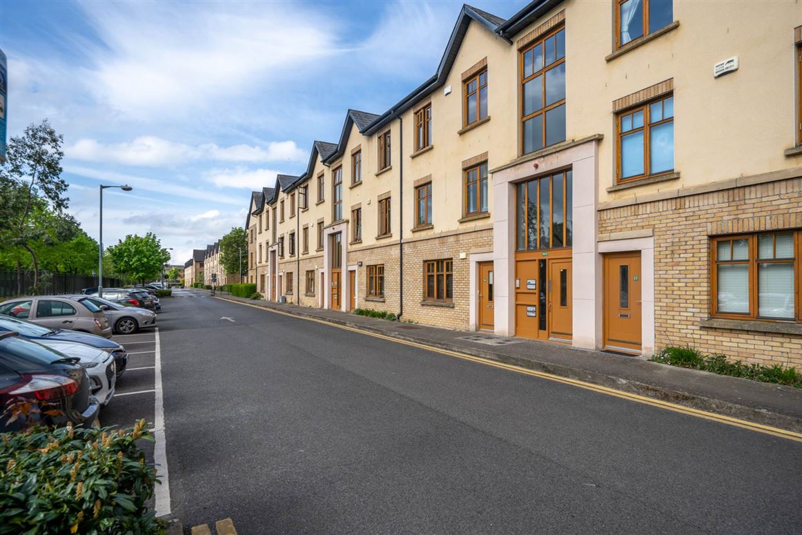 11 Woodbrook Hall, Castleknock, Dublin 15