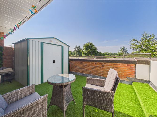 32 An Logan, Western Distributor Road, Galway