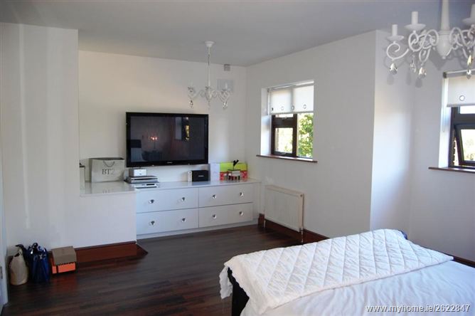 8 Highfield Green, Swords, Dublin