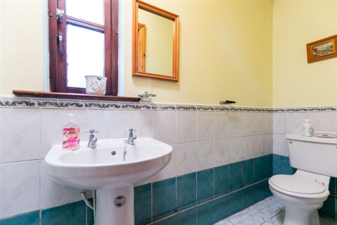 4 Ashfield, Blackwater, Wexford