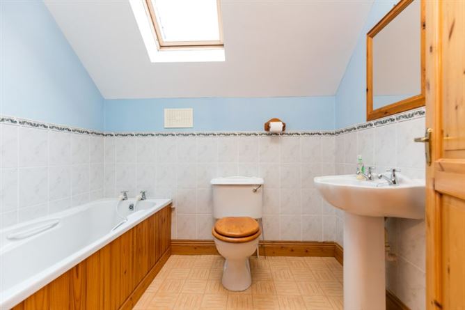 4 Ashfield, Blackwater, Wexford
