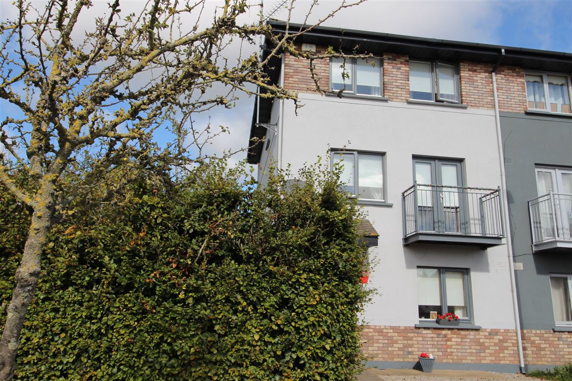 7 The Avenue, Clonattin Village, Gorey, Wexford