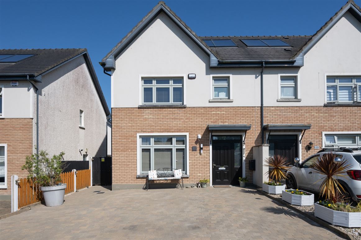 25 The Lawn, Janeville, Carrigaline, Cork