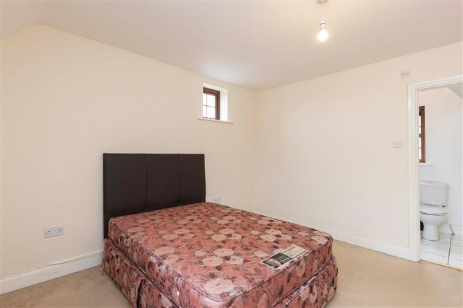 1 The Gate Lodge, Blackcastle Lodge, Flowerhill, Navan Co. Meath