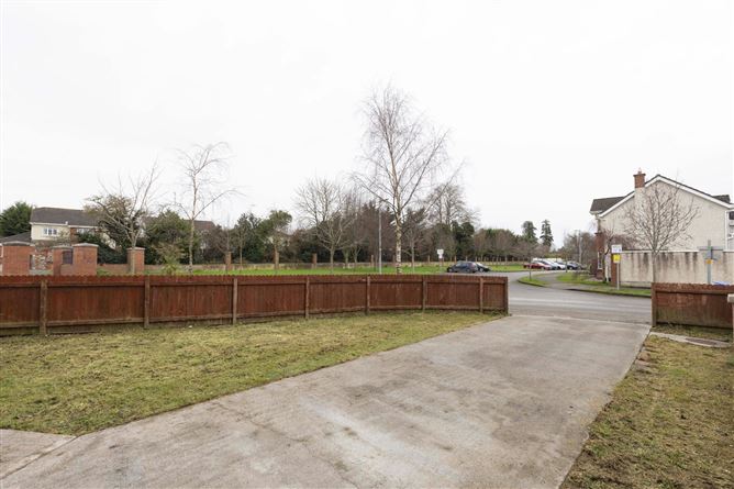 1 The Gate Lodge, Blackcastle Lodge, Flowerhill, Navan Co. Meath