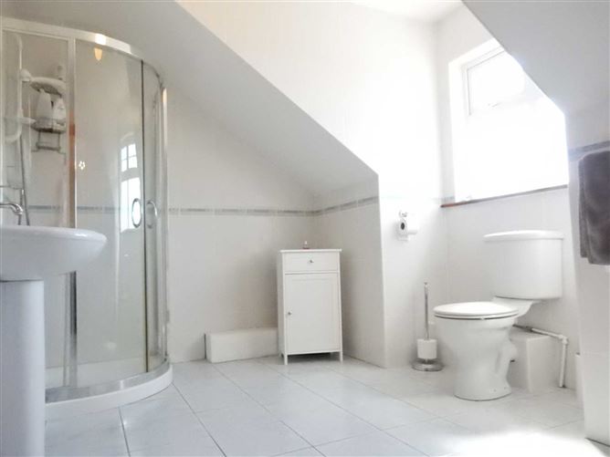 52 Ros Na Ri, Shanaway Road, Ennis, County Clare