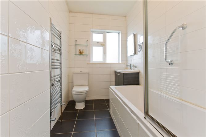 44 Orchardstown Avenue, Rathfarnham, Dublin 14