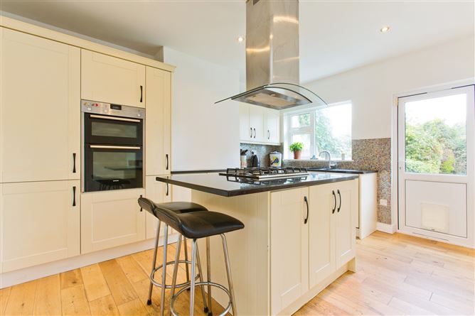 44 Orchardstown Avenue, Rathfarnham, Dublin 14