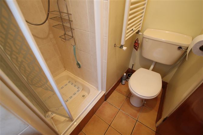 10 GLENWOOD, CARRIGALINE, CO. CORK , Carrigaline, Cork