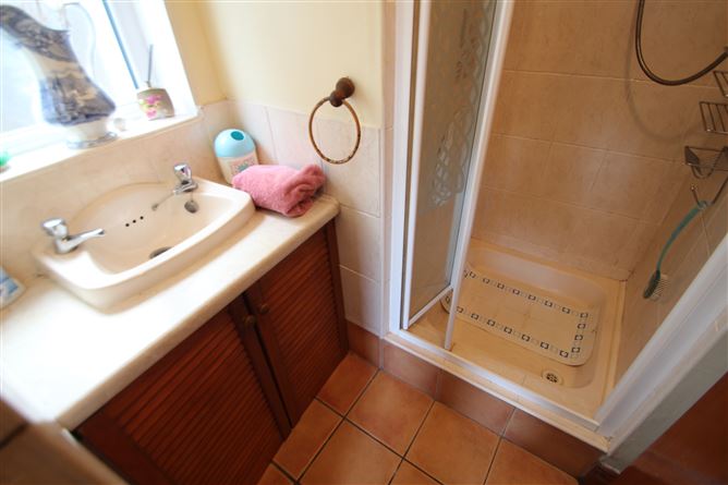 10 GLENWOOD, CARRIGALINE, CO. CORK , Carrigaline, Cork